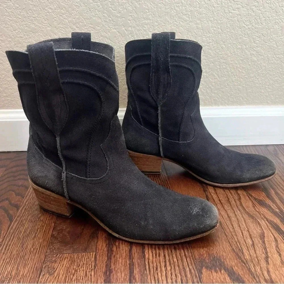 I.N.K. Made in Italy Black Leather Pull On Chelsea Booties Boots 39 Sz US 8-9 - Picture 6 of 16